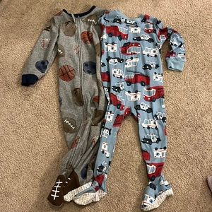 2 Boys pajamas (footed) 2T